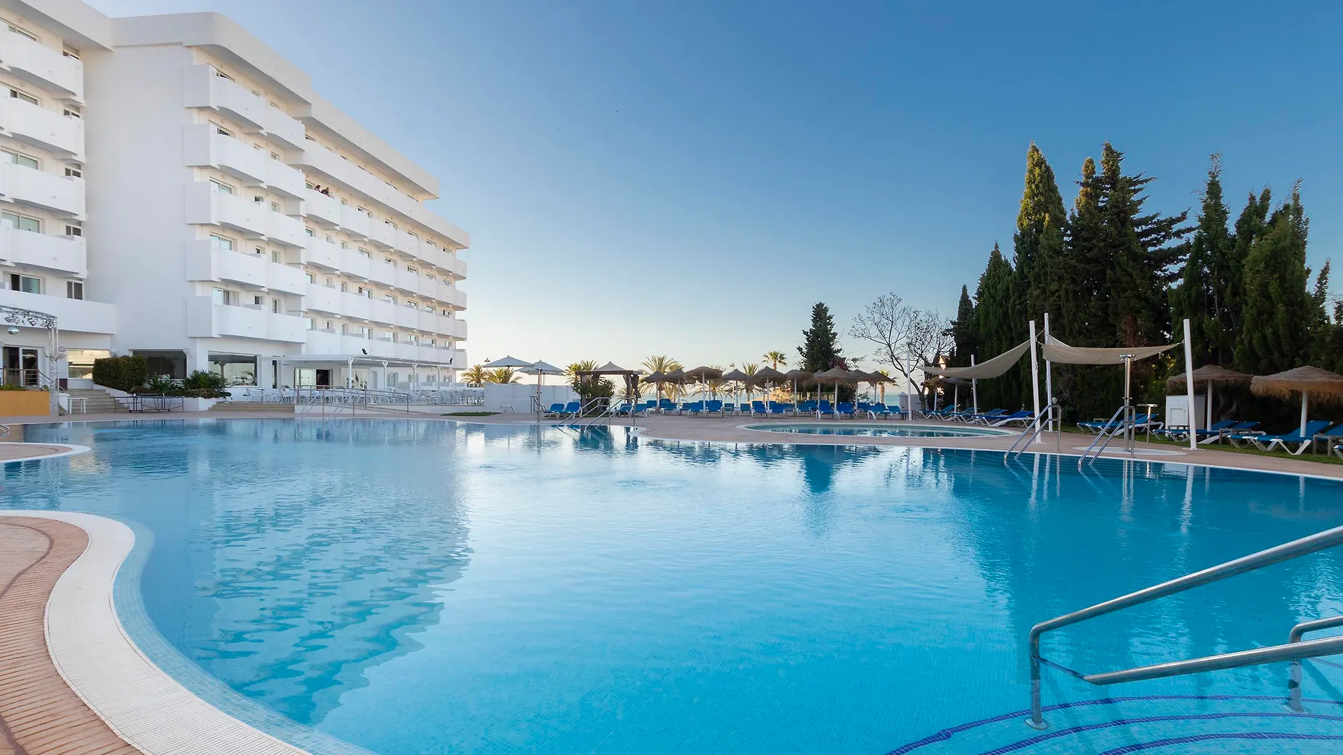 Hotel Palia La Roca Benalmadena